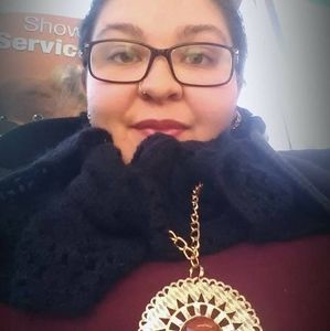 Meet your Posher, Candice